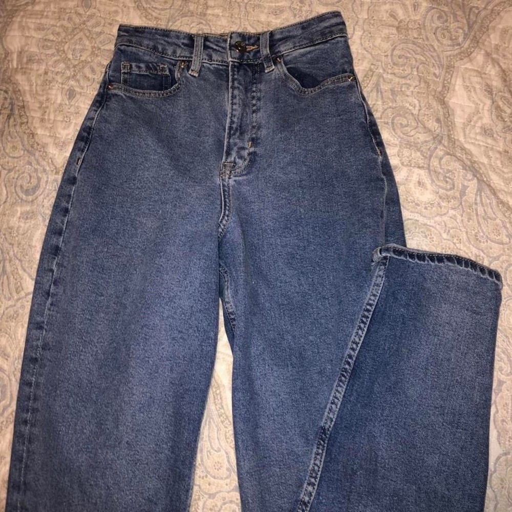 90s Mom Jeans